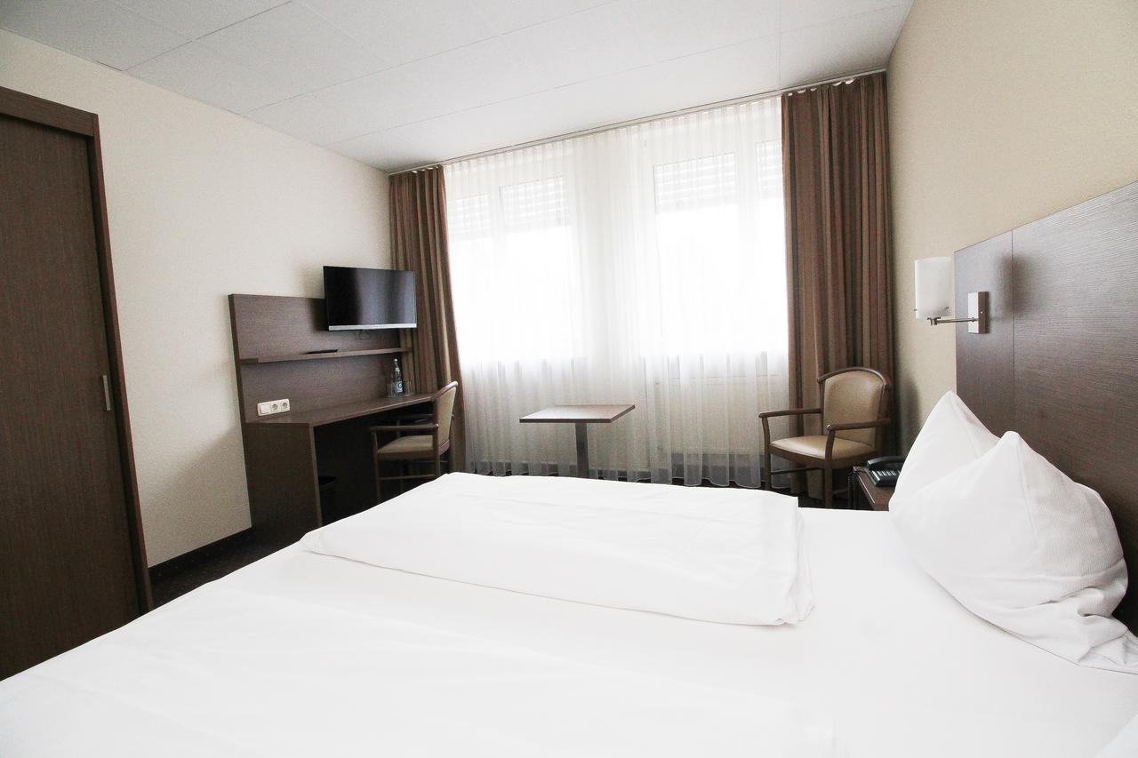 Hotel Berliner Ring 3*
