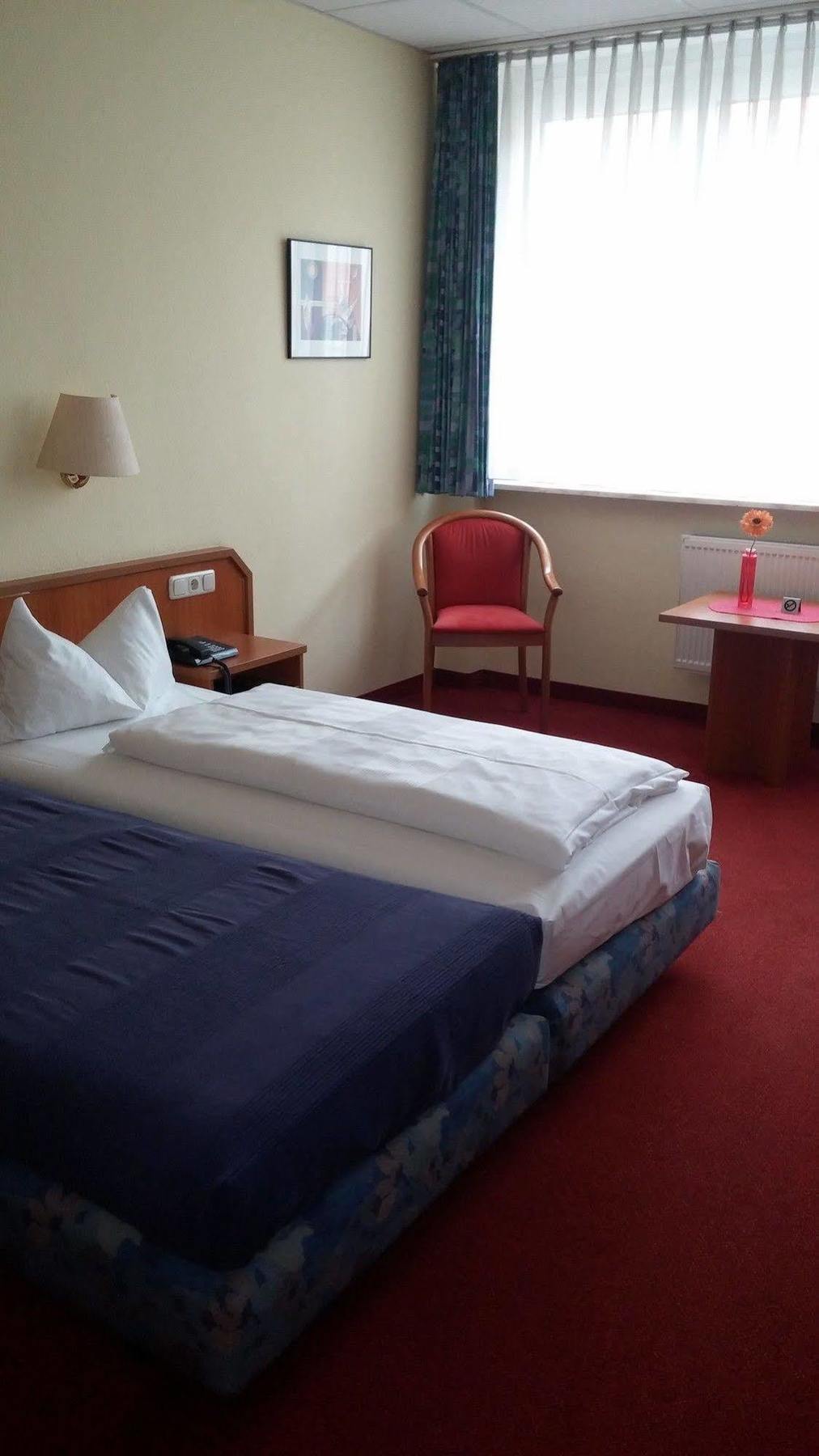 Berliner Ring Hotel 3*
